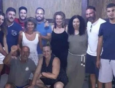 Υπόδειγμα φιλοξενίας - Κρητικοί βοήθησαν Ιταλούς τουρίστες που είχαν μείνει χωρίς υπάρχοντα λόγω πυρκαγιάς